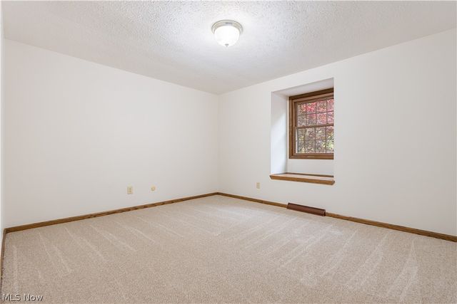 5787 Eastview Street, Louisville, OH 44641