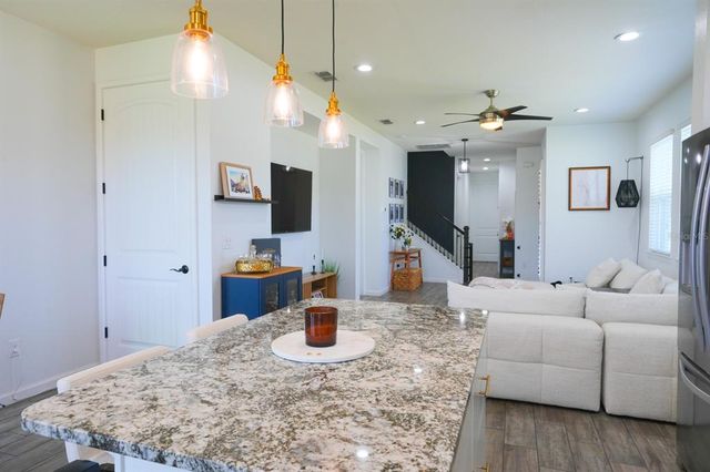 5229 BLOSSOM COVE, Bradenton, FL 34211
