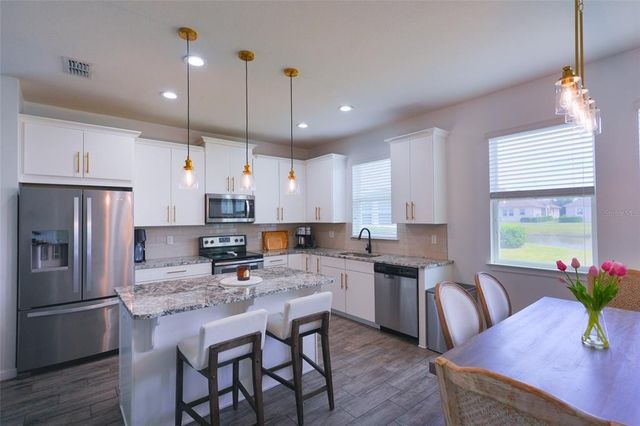 5229 BLOSSOM COVE, Bradenton, FL 34211