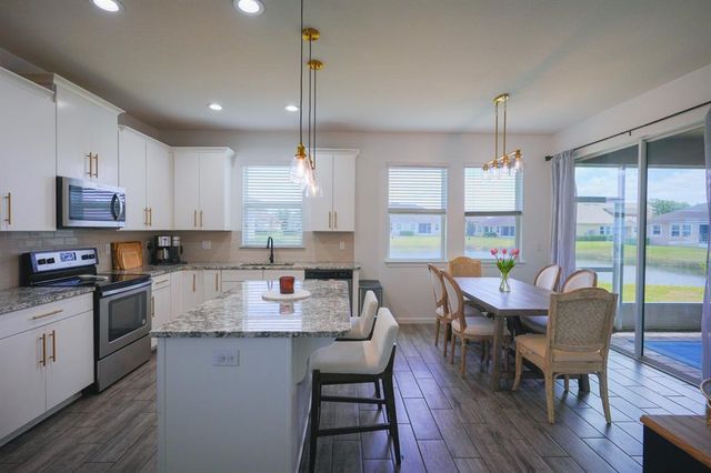 5229 BLOSSOM COVE, Bradenton, FL 34211