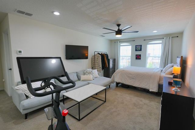 5229 BLOSSOM COVE, Bradenton, FL 34211