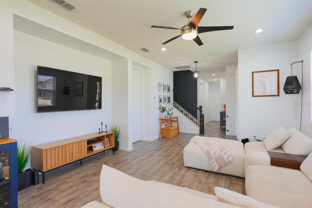 5229 BLOSSOM COVE, Bradenton, FL 34211
