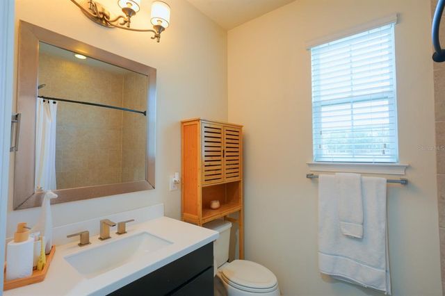 5229 BLOSSOM COVE, Bradenton, FL 34211