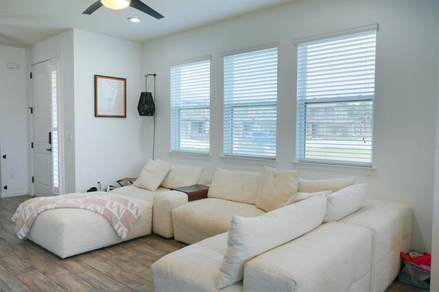 5229 BLOSSOM COVE, Bradenton, FL 34211