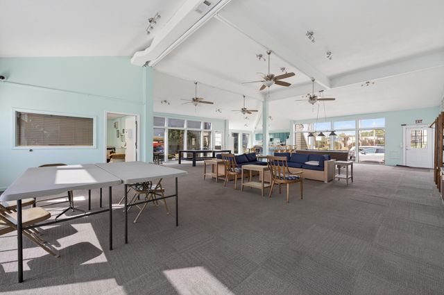 308 SW Miracle Strip Parkway 5B, Fort Walton Beach, FL 32548