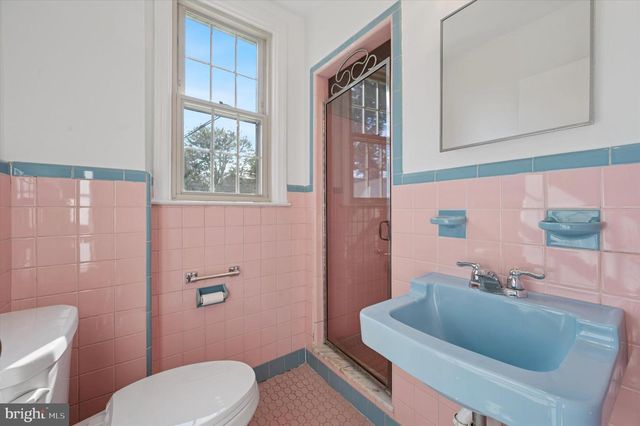 1018 CONCORD AVE, Drexel Hill, PA 19026