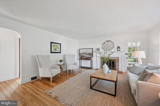 1018 CONCORD AVE, Drexel Hill, PA 19026