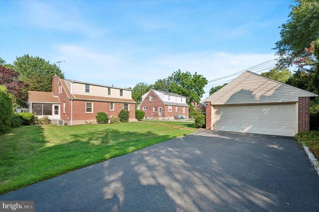 1018 CONCORD AVE, Drexel Hill, PA 19026