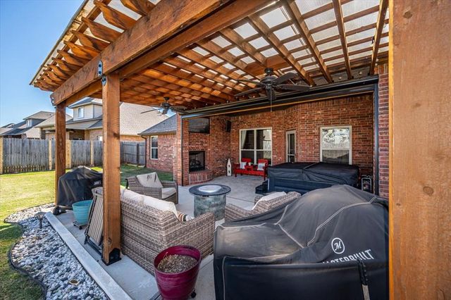 4924 Champlain Place, Edmond, OK 73025