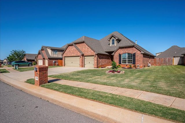 4924 Champlain Place, Edmond, OK 73025