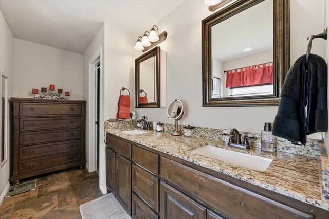 4924 Champlain Place, Edmond, OK 73025