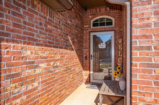 4924 Champlain Place, Edmond, OK 73025