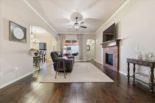 4924 Champlain Place, Edmond, OK 73025