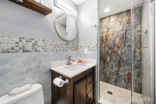 150 Nantwich Court, Franklin Twsp, NJ 08873