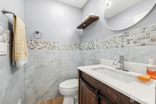 150 Nantwich Court, Franklin Twsp, NJ 08873
