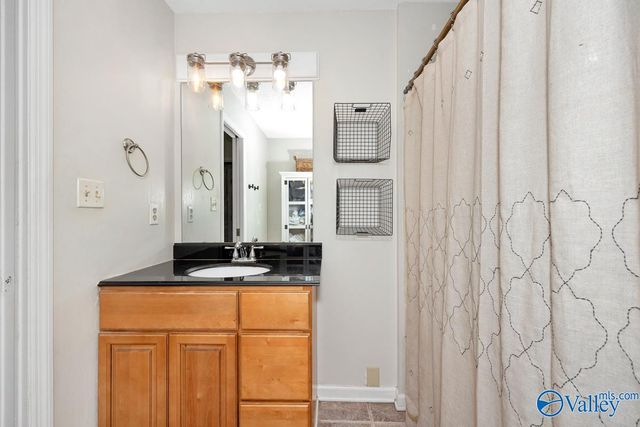 14921 Clovercrest Drive SE, Huntsville, AL 35803