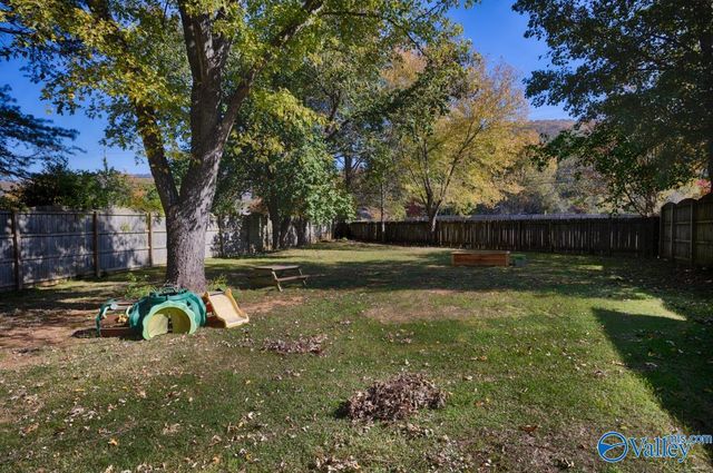 14921 Clovercrest Drive SE, Huntsville, AL 35803