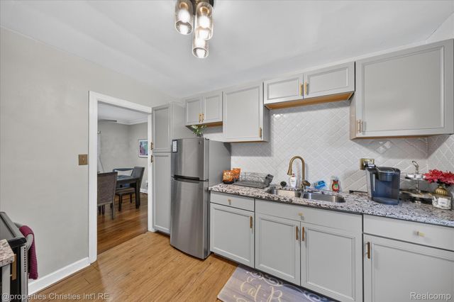 17511 Indiana Street, Detroit, MI 48221