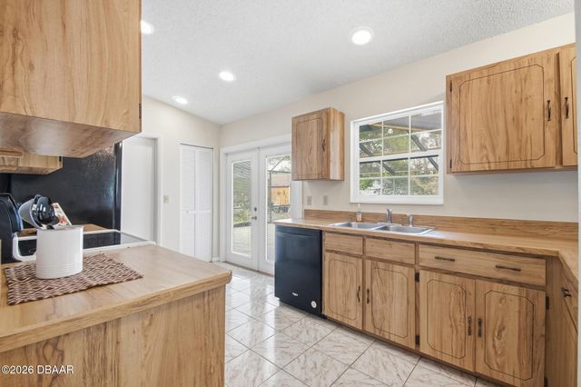 77 Beacon Mill Lane, Palm Coast, FL 32137