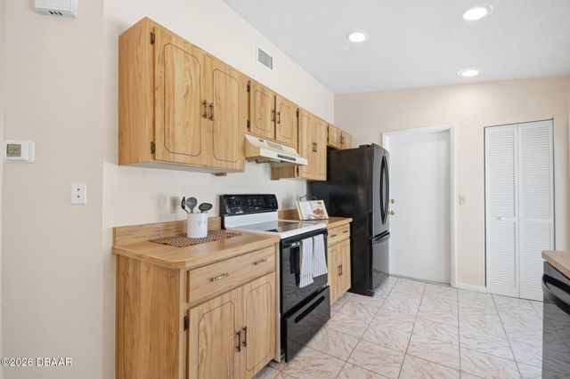 77 Beacon Mill Lane, Palm Coast, FL 32137