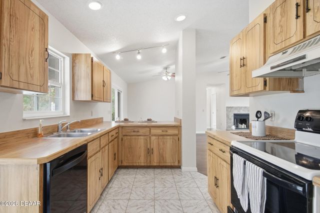 77 Beacon Mill Lane, Palm Coast, FL 32137