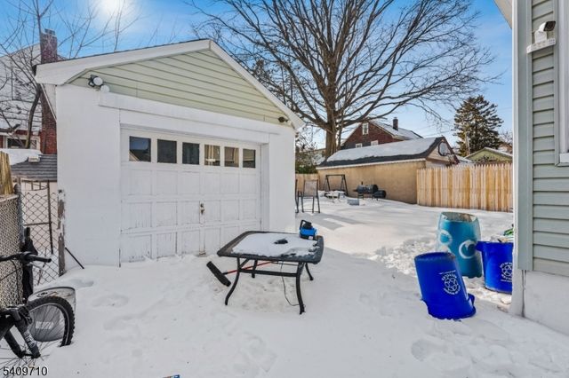 280 8Th Ave, Paterson City, NJ 07514