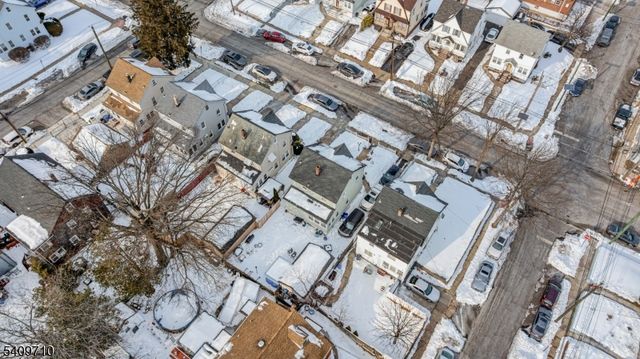 280 8Th Ave, Paterson City, NJ 07514