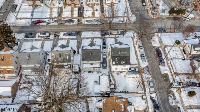 280 8Th Ave, Paterson City, NJ 07514