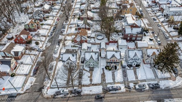 280 8Th Ave, Paterson City, NJ 07514