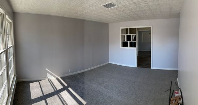 5910 Bunting, Wichita, KS 67218