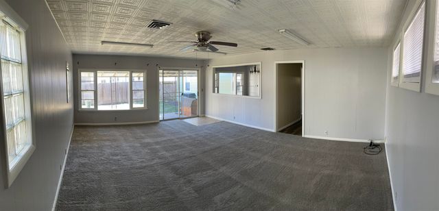 5910 Bunting, Wichita, KS 67218