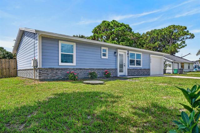 1050 SW COLORADO Avenue, Port St. Lucie, FL 34953