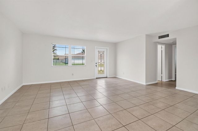 1050 SW COLORADO Avenue, Port St. Lucie, FL 34953