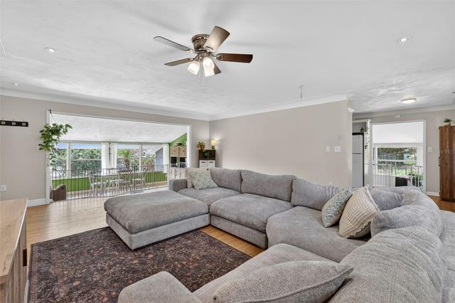 1811 HILLTOP DRIVE, Mount Dora, FL 32757