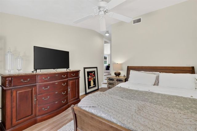 1811 HILLTOP DRIVE, Mount Dora, FL 32757