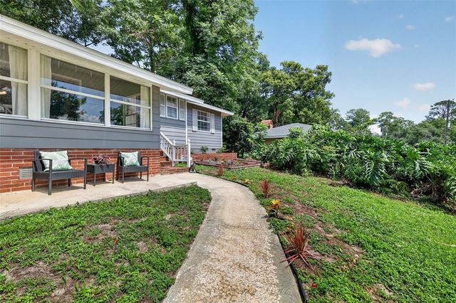 1811 HILLTOP DRIVE, Mount Dora, FL 32757