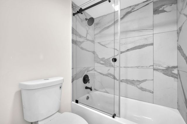 3900 N Hills Drive 414, Hollywood, FL 33021