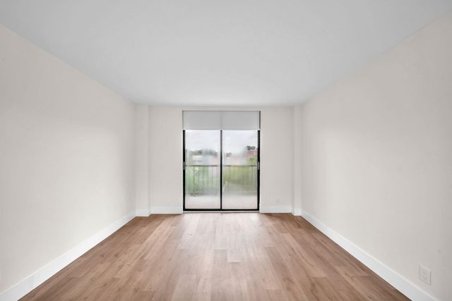 3900 N Hills Drive 414, Hollywood, FL 33021