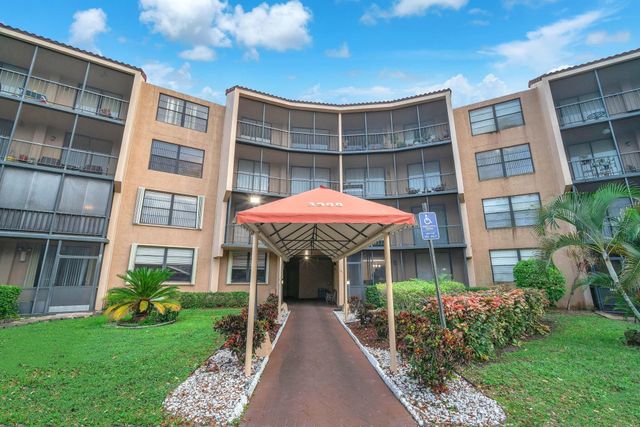 3900 N Hills Drive 414, Hollywood, FL 33021