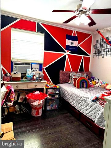 7916 RIGGS RD, Hyattsville, MD 20783