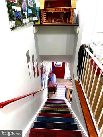 7916 RIGGS RD, Hyattsville, MD 20783