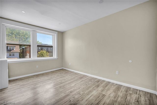 1726 Holyoke Avenue, East Cleveland, OH 44112