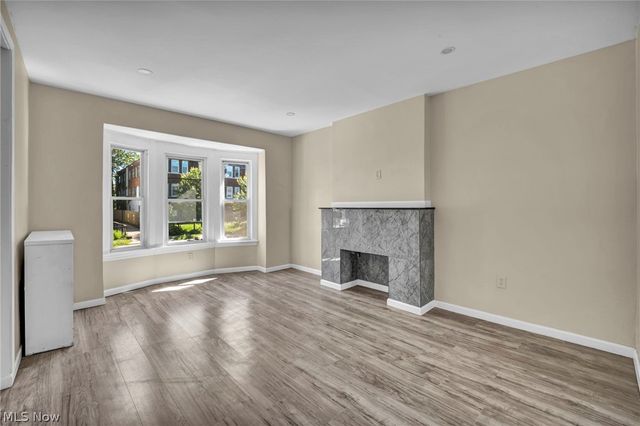 1726 Holyoke Avenue, East Cleveland, OH 44112