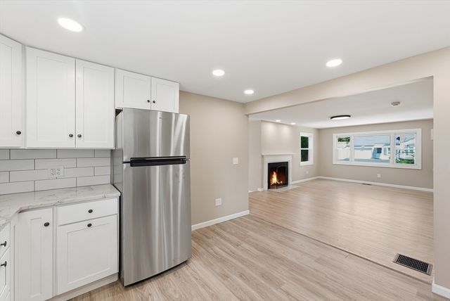 85 Barbara St, Chicopee, MA 01020