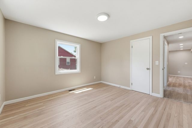 85 Barbara St, Chicopee, MA 01020