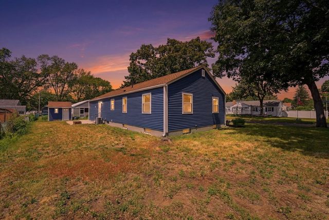 85 Barbara St, Chicopee, MA 01020