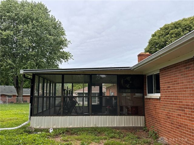 1069 Whitestone Road, Xenia, OH 45385