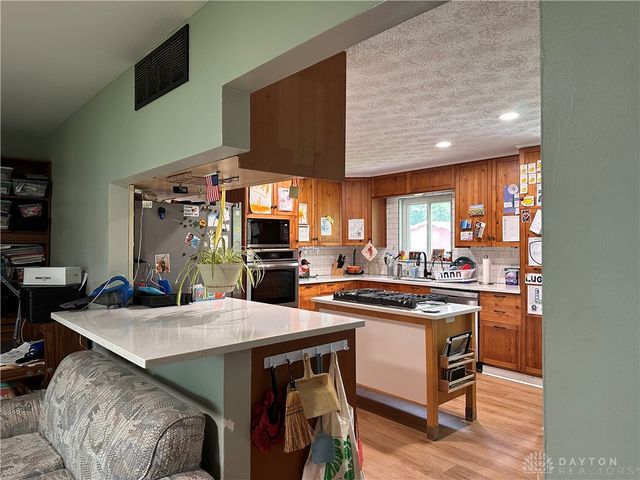 1069 Whitestone Road, Xenia, OH 45385