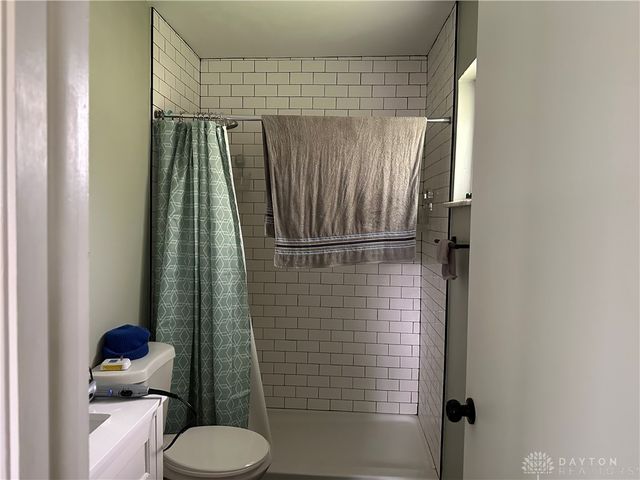 1069 Whitestone Road, Xenia, OH 45385