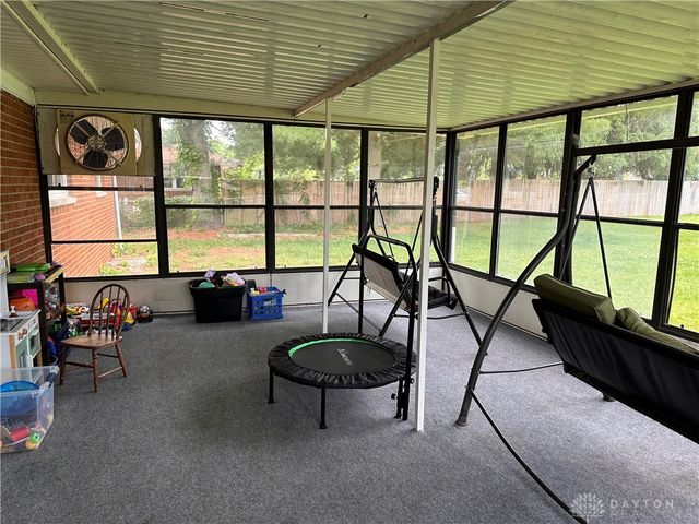 1069 Whitestone Road, Xenia, OH 45385